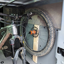Load image into Gallery viewer, Narwheel Classic Thru Axle Wheel Holder